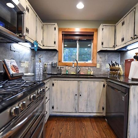 Hawk Haven- Blue Ridge Villa Morganton Buitenkant foto